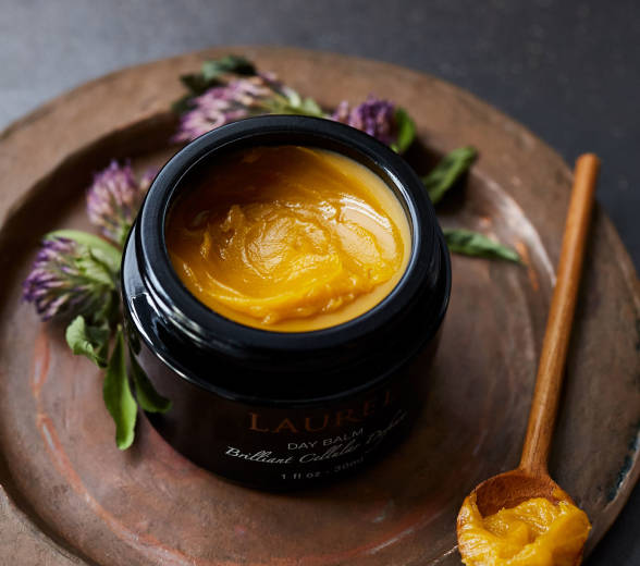 Day Balm_Laurel Styled Image